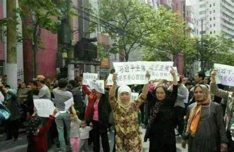 Six Held After Uyghur Protests in Shanghai — Radio Free Asia