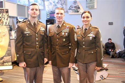 What are your thoughts on the new Army Green Service Uniform (AGSU) and ...