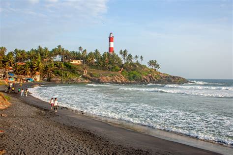 6 Best Beaches in Kerala: Which Beach Should You Visit?