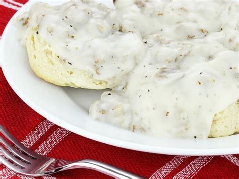 Black Pepper Cream Gravy Recipe | CDKitchen.com