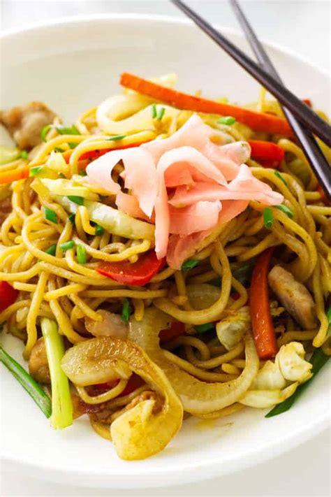 Pork Yakisoba (Japanese Fried Noodles) - Savor the Best