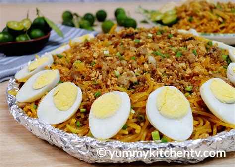 Pancit Palabok - Yummy Kitchen