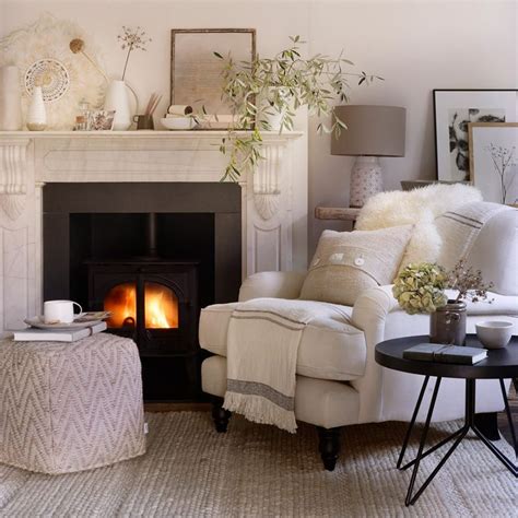 25 White Winter Home Decorations for Living Room Idea - homeridian.com ...