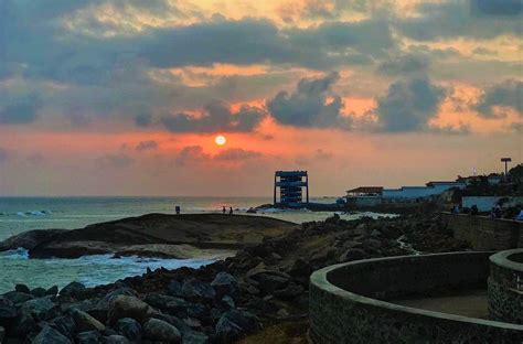 Sunrise and Sunset in Kanyakumari Beach, Kanniyakumari | Kanyakumarians