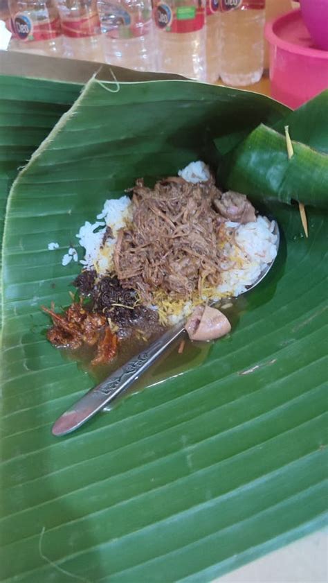 Nasi Krawu Gresik Indonesia Street Food Editorial Image - Image of fish ...