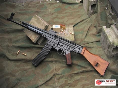 AK-47, Sturmgewehr 44 Versi Rusia :: StPiningit Blog