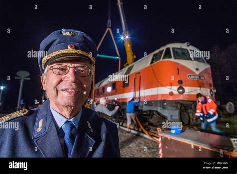 Reichsbahn uniform hi-res stock photography and images - Alamy