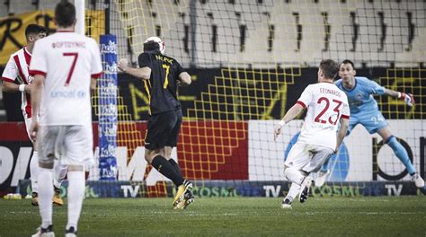 AEK Athens defeat Olympiakos (2-1) to advance to Greek Cup semi-finals ...