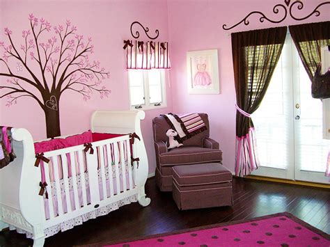 31 Best Baby Room Wallpaper Design 2020 UK - Round Pulse