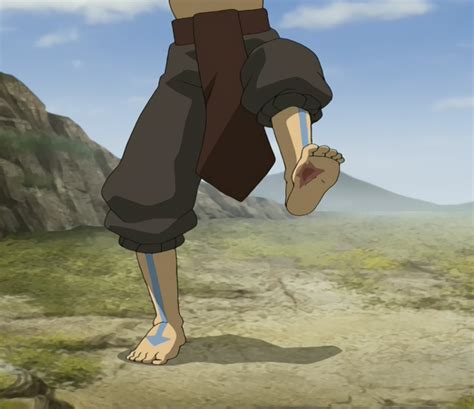 Aang has the scar from Azula's lightning in a scene that has nothing to ...