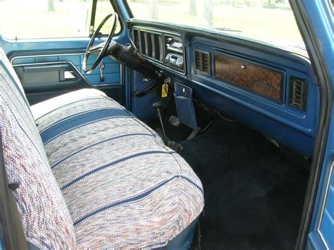 1979 F250 3/4 ton Long bed 4x4 regular cab Ranger blue white 79