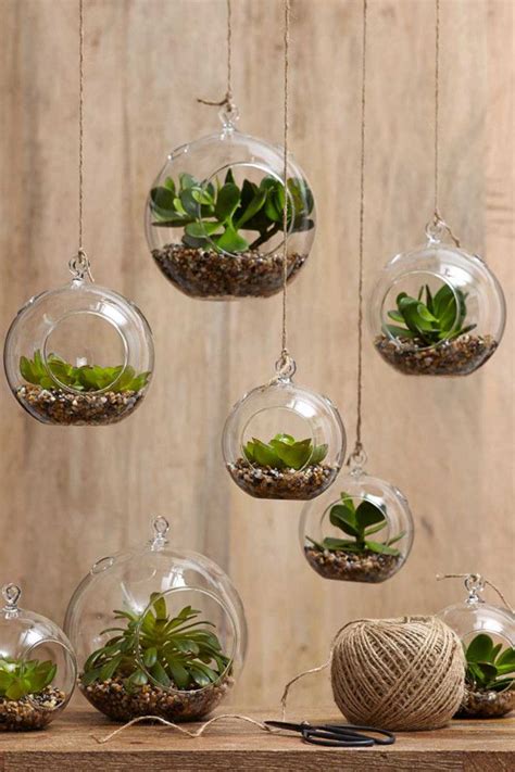 7 Stylish Ways To Use Indoor Plants In Your Home's Décor