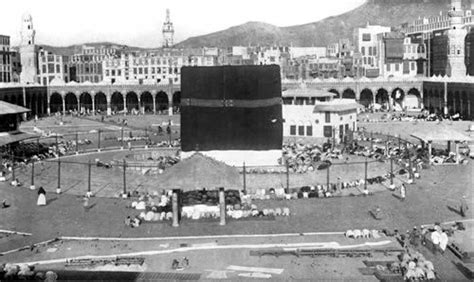 The Architecture and History of the Kaaba