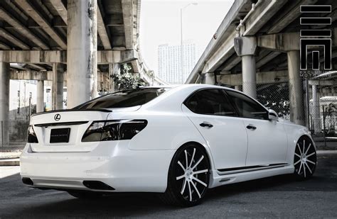 Exclusive Motoring Lexus LS460 | Lexus LS460 Custom lip kit,… | Flickr