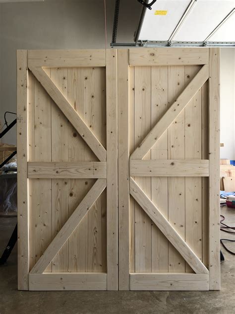 Exterior Barn Door Designs - barn quilt construction