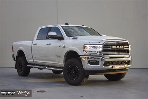 Dodge Ram 2500 DJII Suspension Lift Kit