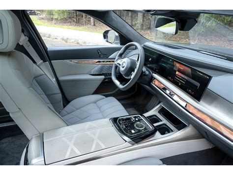 2024 BMW i7: 65 Interior Photos | U.S. News