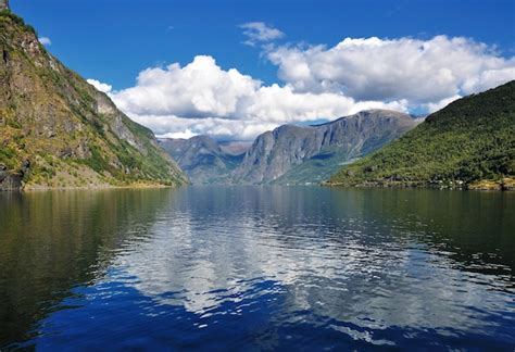 Premium Photo | Scenic view of fjord in norway