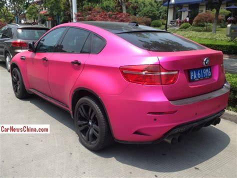 BMW X6M is shiny Pink with a License in China - CarNewsChina.com