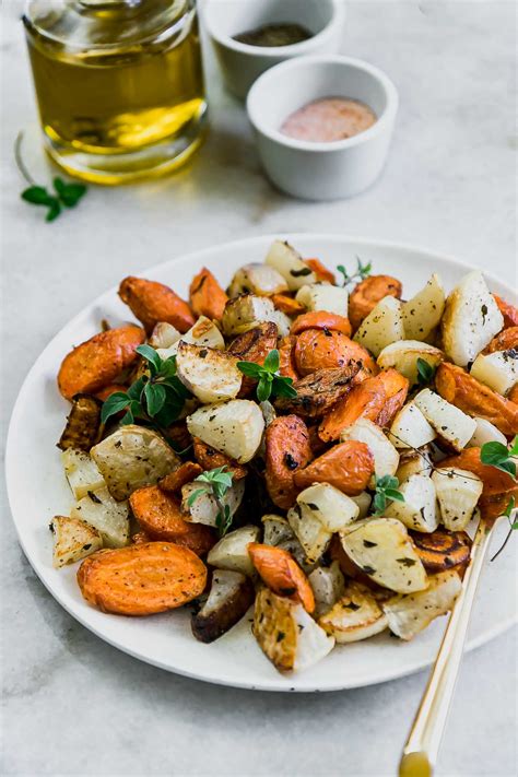 Herb Roasted Turnips and Carrots ⋆ Super Easy! (5 Ingredients + 30 Mins)