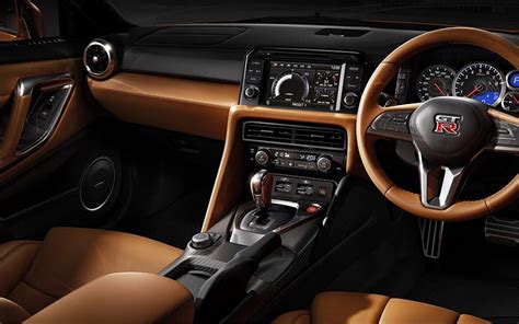 Nissan GT-R Interior Images: GT-R Interior Photo Gallery