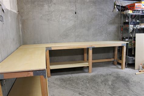 DIY Custom Garage WorkBench | RenoCompare