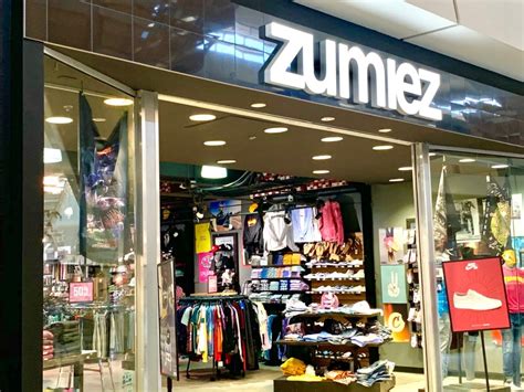 Zumiez - Boulevard Mall