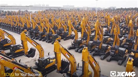 Going abroad! More than 100 XCMG excavators are sent!-XCMG NewsXuzhou ...