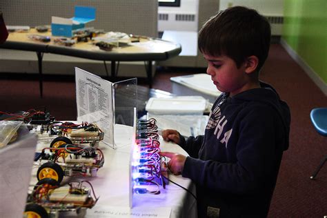 Robot Day Family Robotics Event a Fun Time for All! | The Works Museum