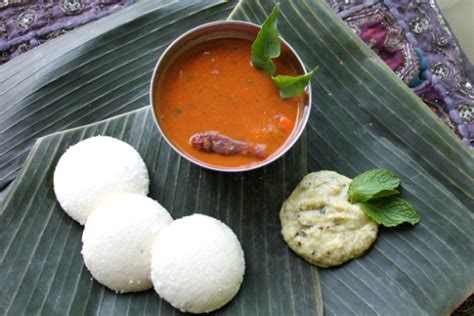 idli sambar with coconut mint chutney