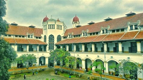 Lawang Sewu: A Haunted building of History and Heroes