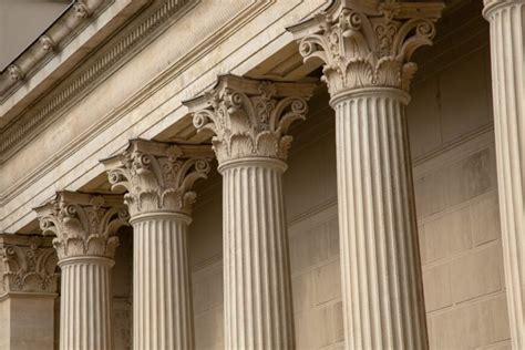 20 Different Types of Architectural Columns