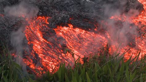 Will Lava From Active Volcano Destroy Hawaiian Town of Pahoa (Video ...