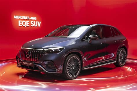 2023 Mercedes-Benz EQE SUV First Look: Also, First Proper Battery ...