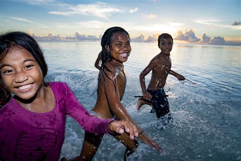 Culture of people country wise : Kiribati culture