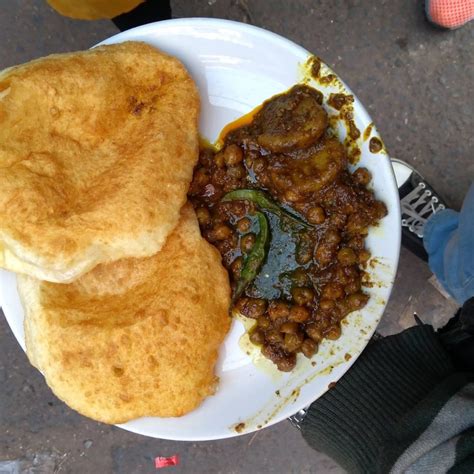 Chole Bhature Near Me - 1 : The chat was good, chole bhature were ...