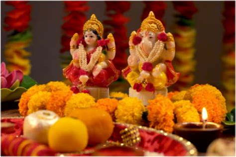 Diwali 2021: Lakshmi Puja Significance, Shubh Muhurat, Puja Vidhi and ...