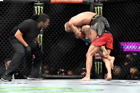 UFC 269 results and recap: Oliveira defends title as Pena stuns Nunes ...