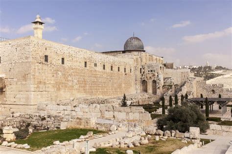 Temple Mount And Al-Aqsa Mosque Stock Image - Image of mosque, mount ...