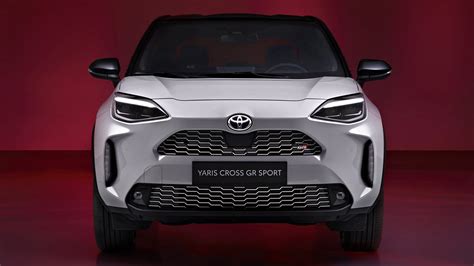 2023 Toyota Yaris Cross Gr Sport Revealed For Europe Revised | Images ...