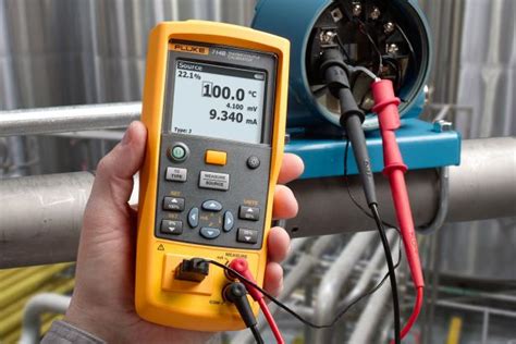 Fluke 714B Thermocouple Calibrator | Fluke