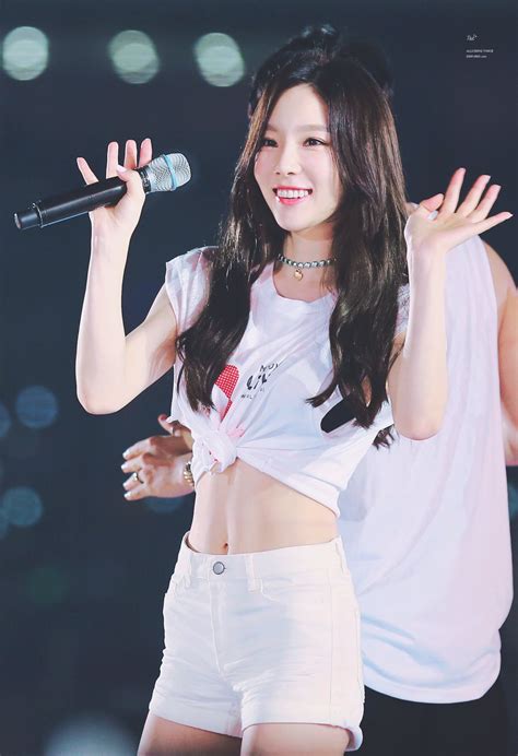 Taeyeon's Been Working Out And She Gave Her Fans A Peek At Her Perfect ...