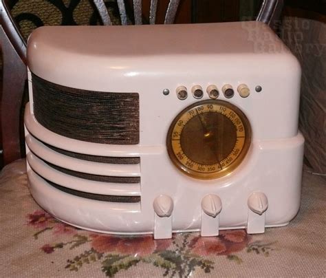 230 best images about >Vintage Radios