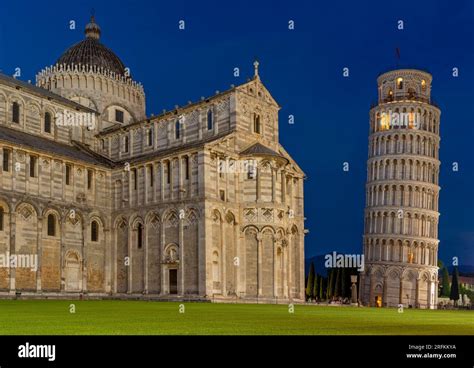 The Leaning Tower of Pisa and cathedral shortly after sunset, Pisa ...