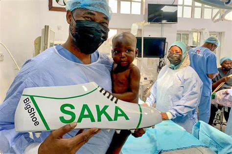 Arsenal and England’s Bukayo Saka helps provide Nigerian children with ...