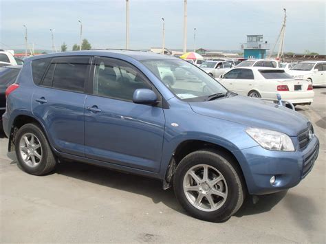 2005 Toyota RAV4 specs, Engine size 2.4, Fuel type Gasoline, Drive ...