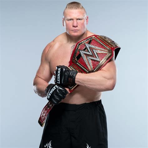 Check Out Universal Champion Brock Lesnar's First WWE Photoshoot In ...