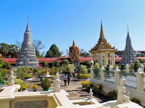 A guide to understand and visit Silver Pagoda Phnom Penh