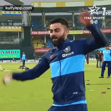 Off Field Funny Moments.Gif GIF - Off field funny moments Virat kohli ...