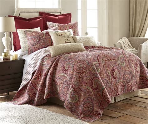 Levtex Home Spruce Red Quilt Set - King Quilt + Two King Pillow Shams ...